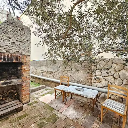 Oleandar דירה פיסק